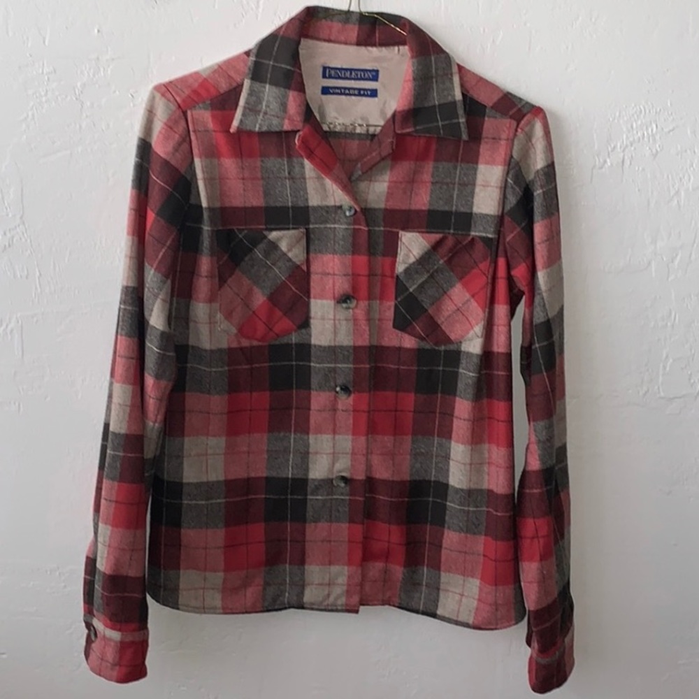 Pendleton Wool Tuckeroo Vintage Fit Plaid Button